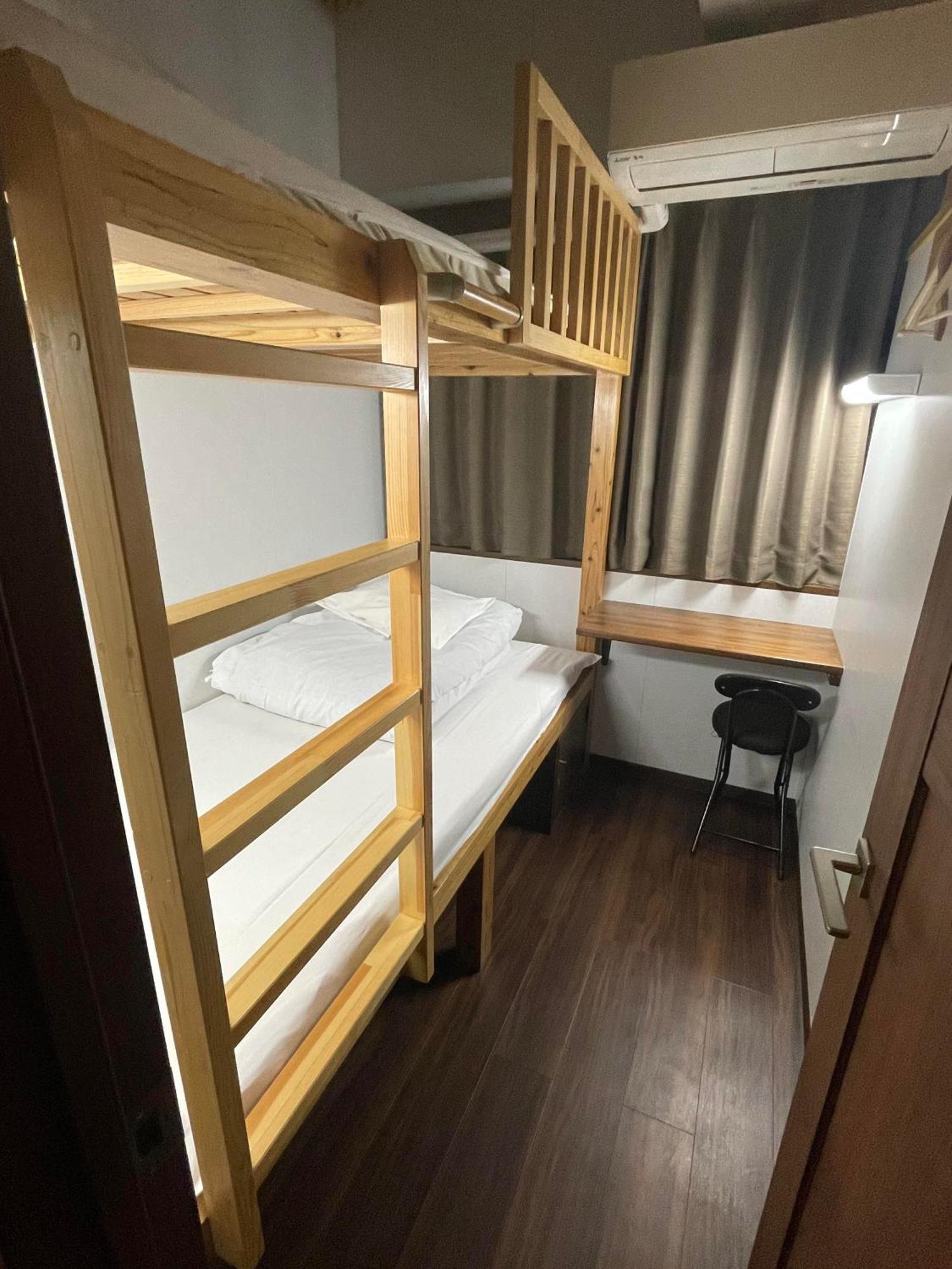 Jam Hostel Hakata Station Front Фукуока Екстер'єр фото